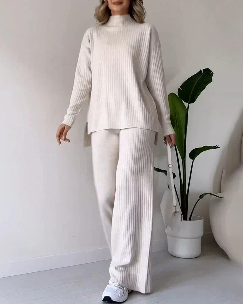 Danielle – Cozy Turtleneck Two-Piece Set