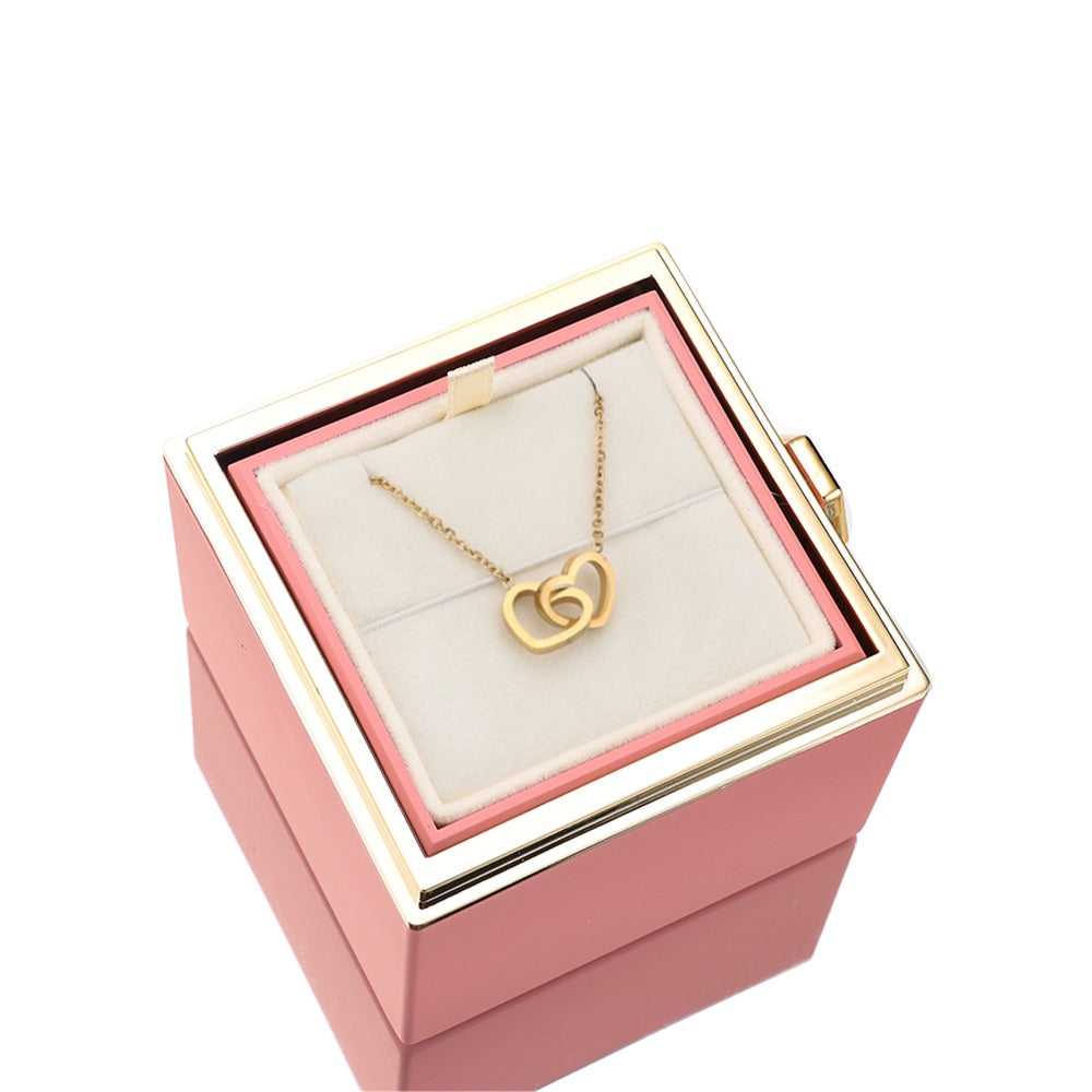 Mandy – Eternal Rose Box with Engraved Necklace