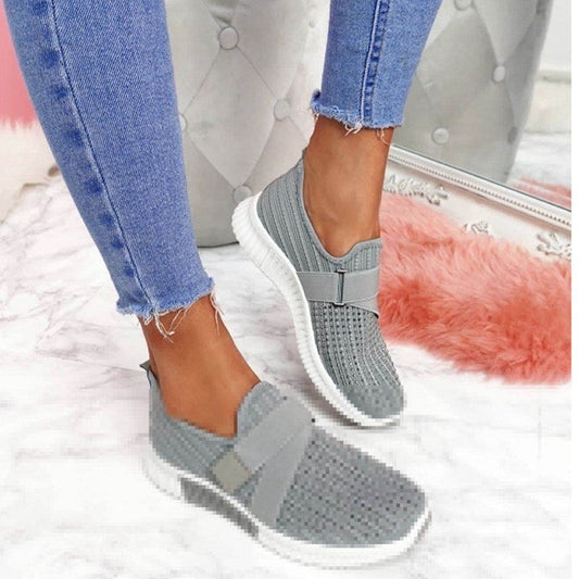 Carly – Fashionable Big Breathable Sneakers