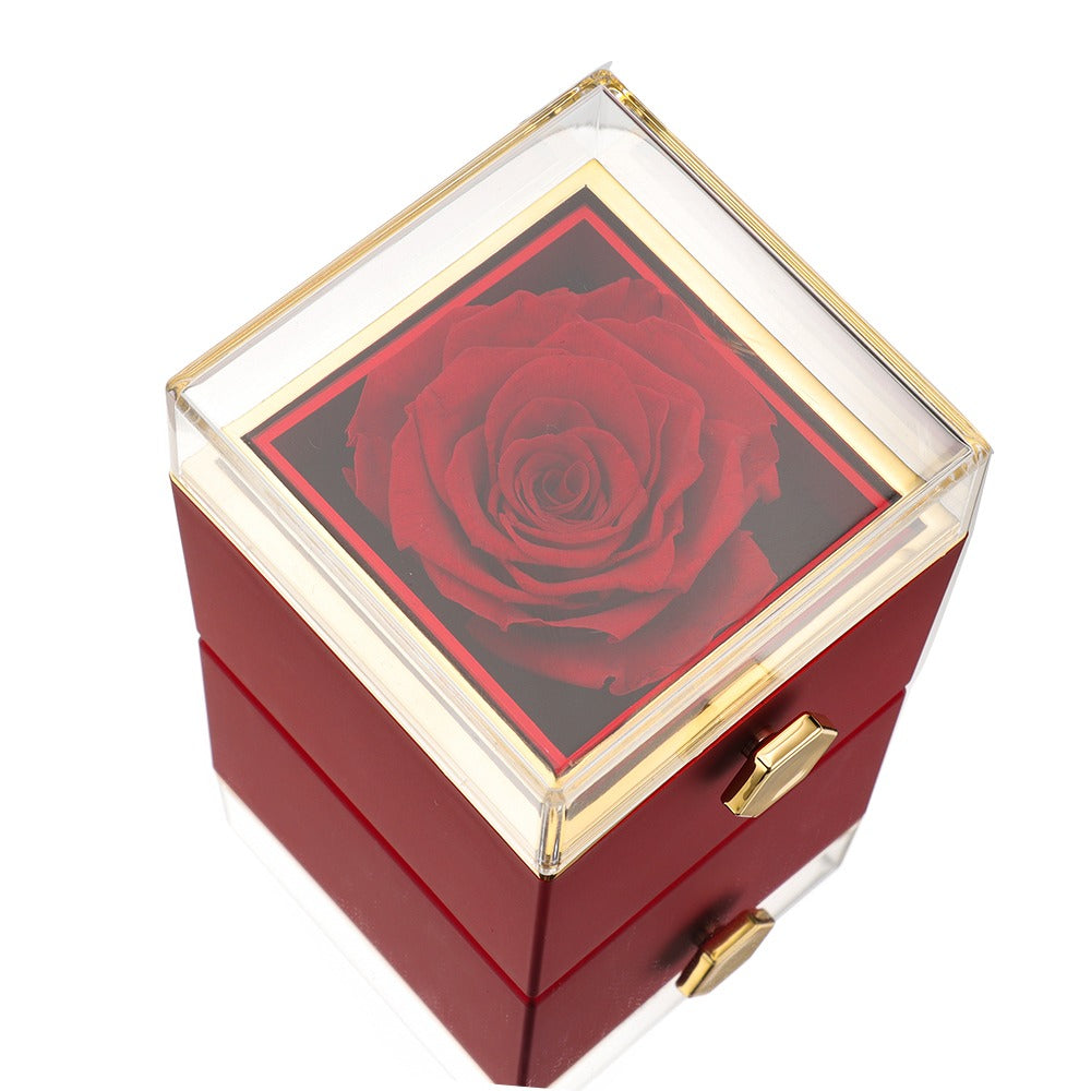 Mandy – Eternal Rose Box with Engraved Necklace