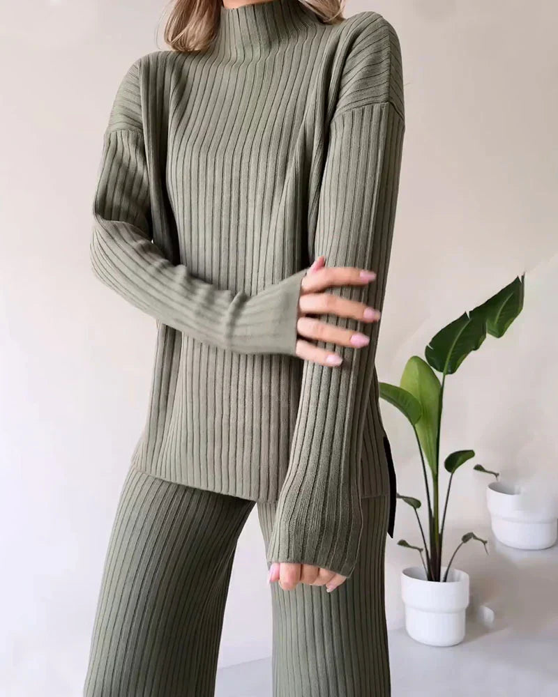 Danielle – Cozy Turtleneck Two-Piece Set