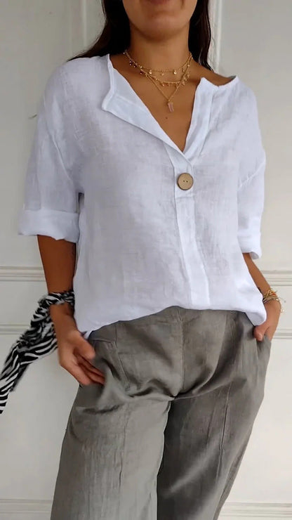 Sandra – Loose Women's V-neck Cotton and Linen Button Top