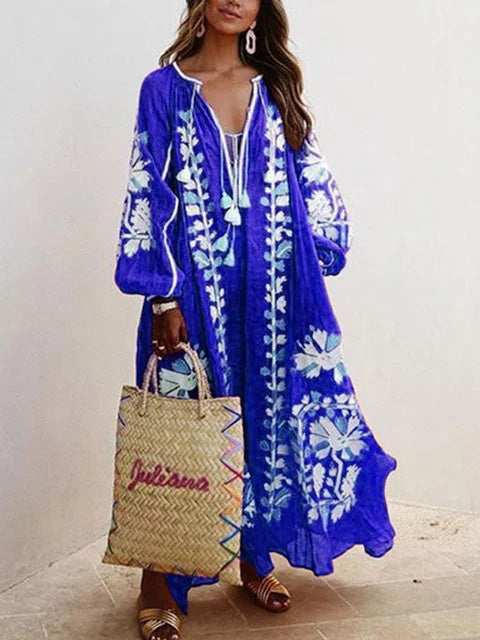 Julia – Plus Size Loose Midi Dress with V Print