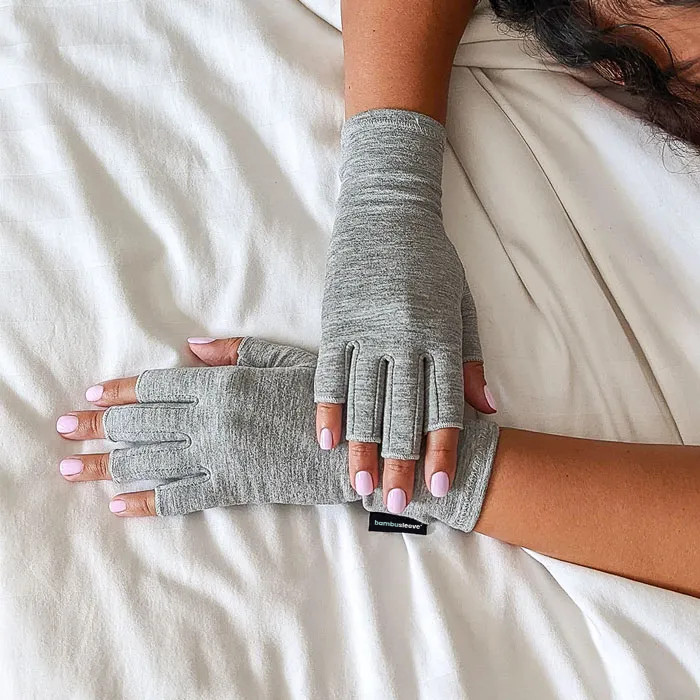 Joy – Women's Bamboo Compression Gloves for Pain Relief and Comfort