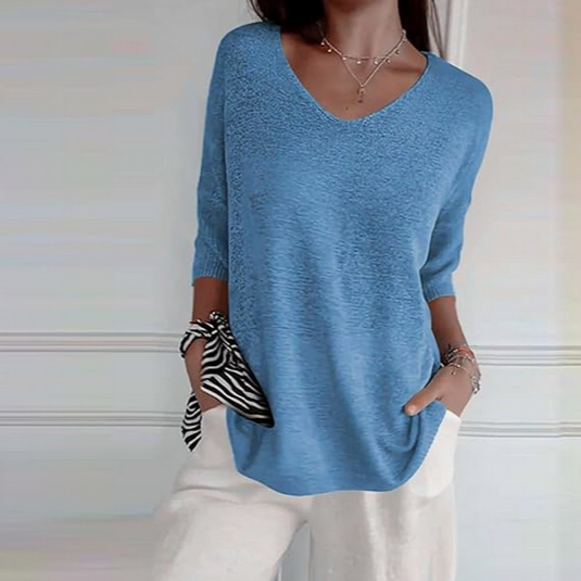 Kim – Women's Knit V-Neck Top