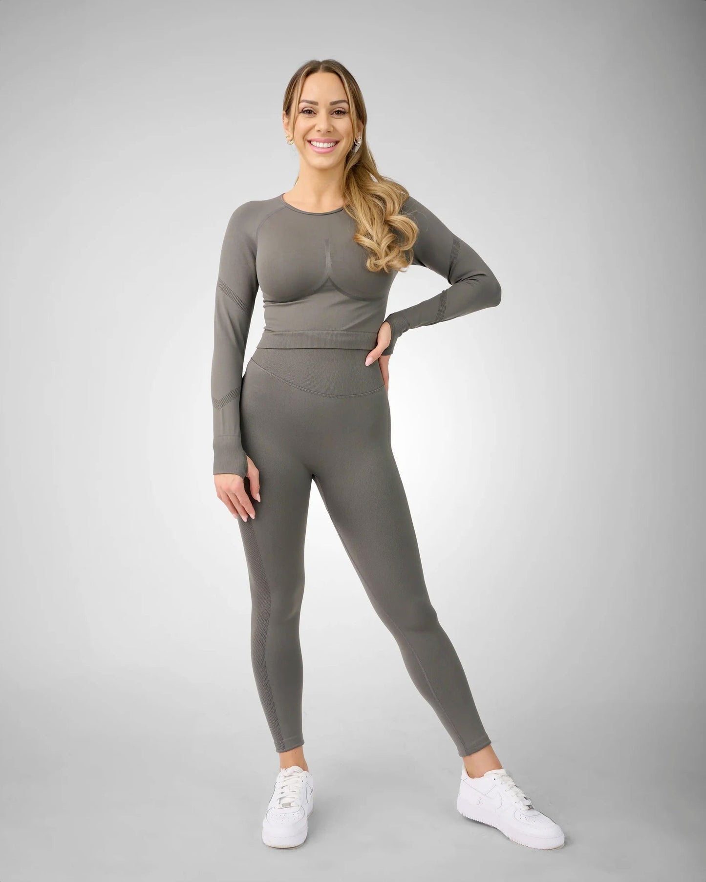 Carly – Seamless Grey Legging with High-Waist Fit