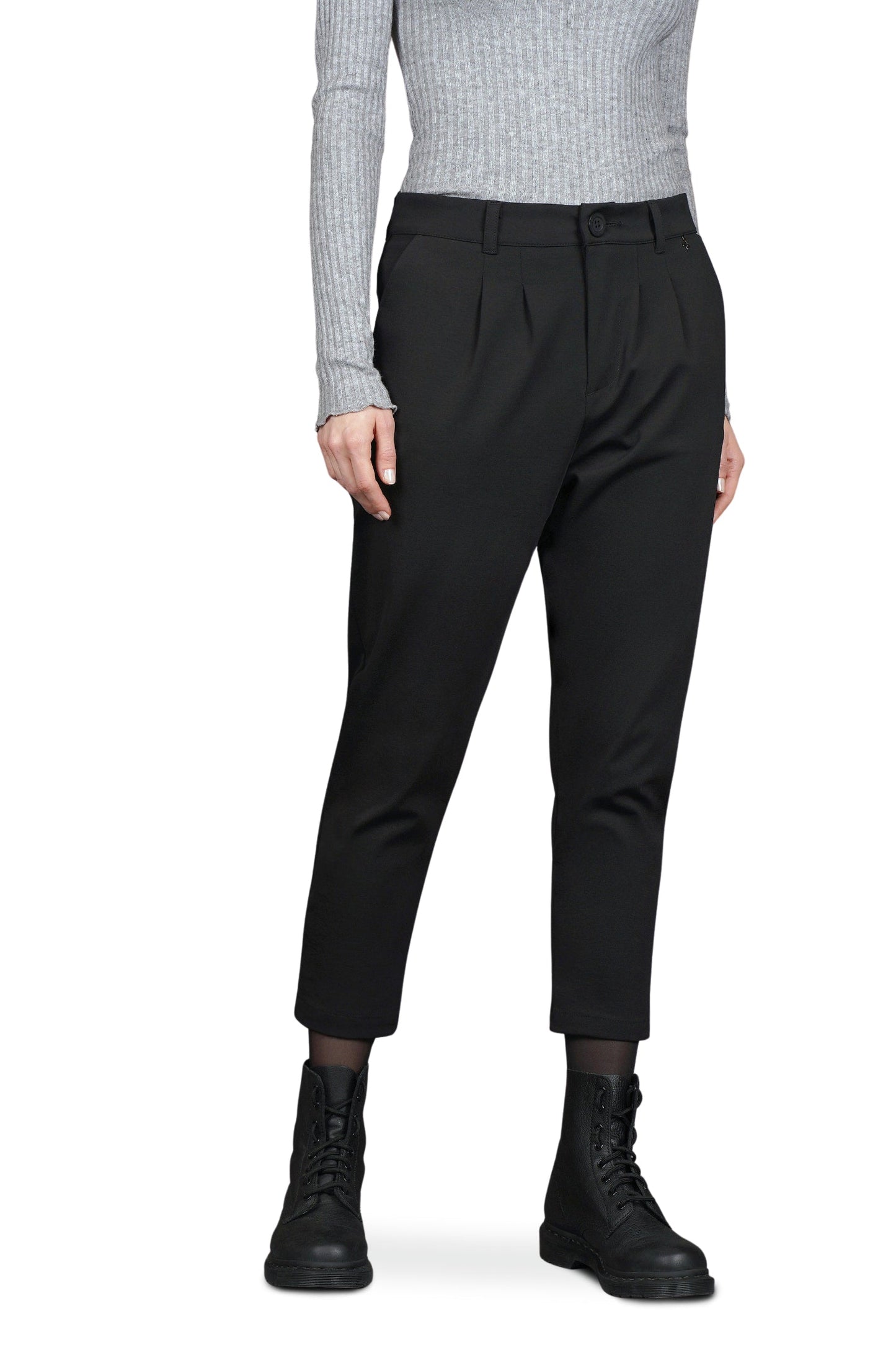 Samantha – Women's Cropped Tapered Trousers