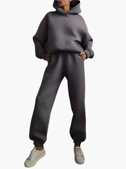Women's Relaxed Hoodie and Jogger Lounge Set – Casual Winter Outfit, Comfortable Loungewear