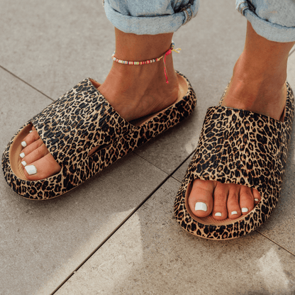 Melanie – Women's Original Cozy Slippers