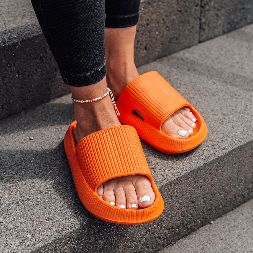 Melanie – Women's Original Cozy Slippers