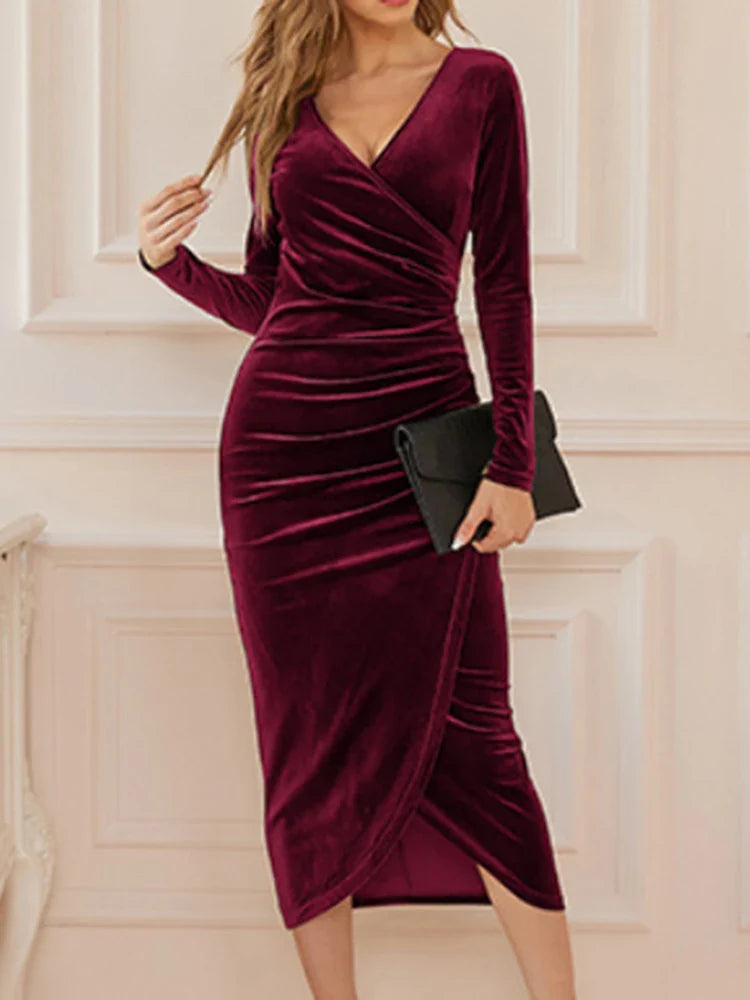 Jennifer – Women's Velvet Long-Sleeve Midi Dress