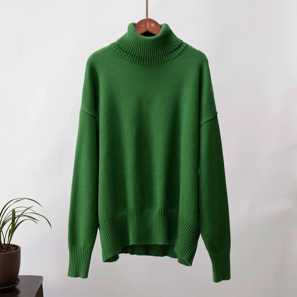 Christine – Women's Elegant Vegan Cashmere Turtleneck Sweater