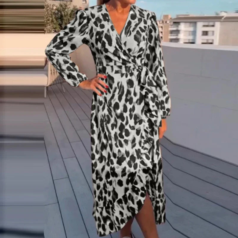 Gabrielle – Women's Elegant Leopard Print V-Neck Maxi Dress