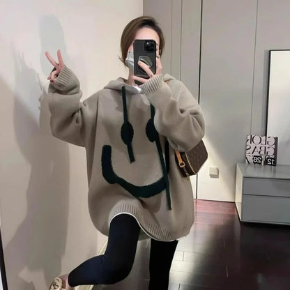 Danielle – Women's Oversized Knit Hoodie with Smiley Face