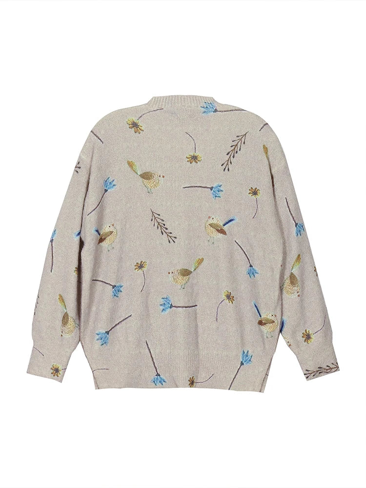 Patricia – Women's Bird Print Round Neck Sweater