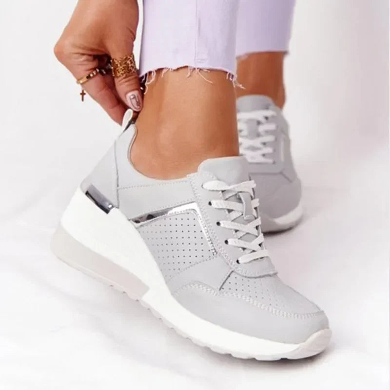 Chelsea – Women's Lace-Up Platform Sneakers