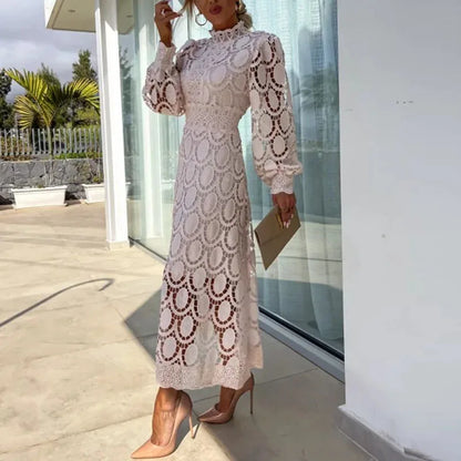 Sara – Elegant Lace Dress with Lantern Sleeves