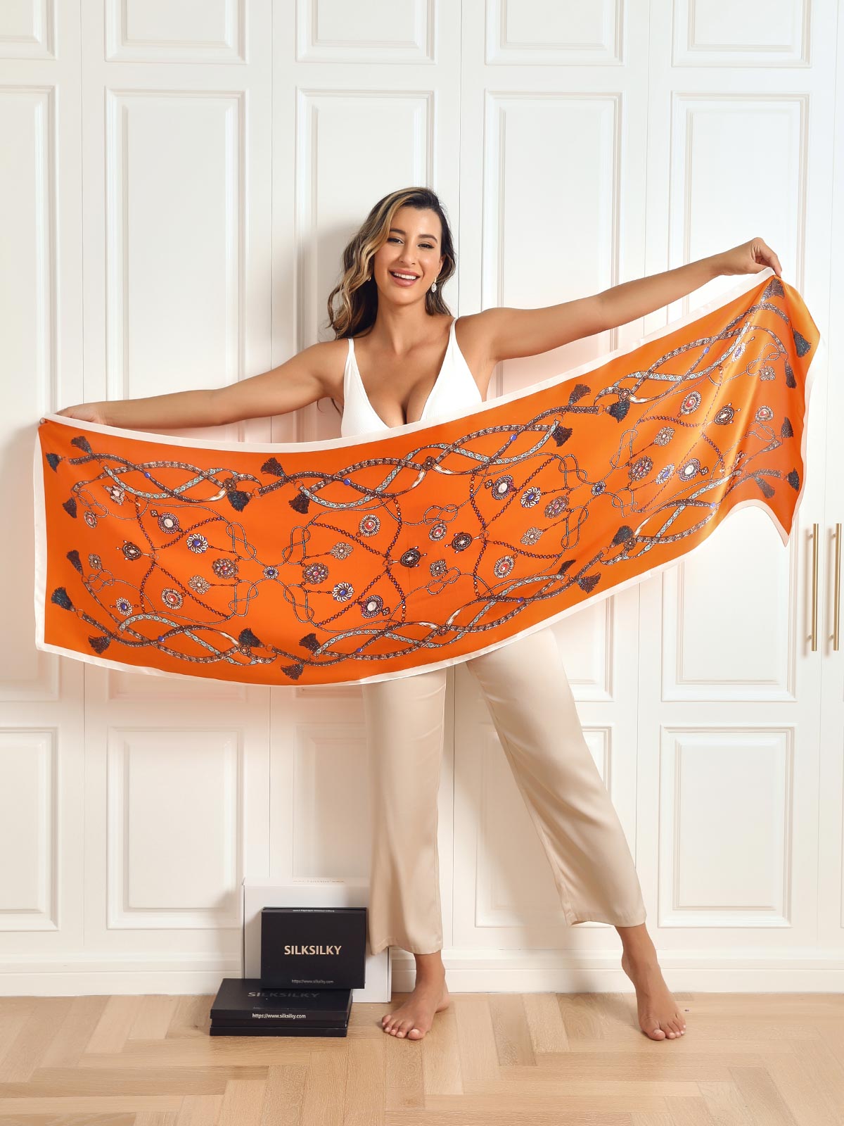 Kathleen – Luxurious Women's Long Scarf in Mulberry Silk