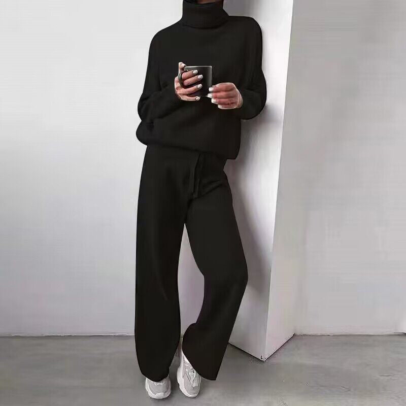 Angela – Casual Fashion Suit with Turtleneck Sweater and Drawstring Pants