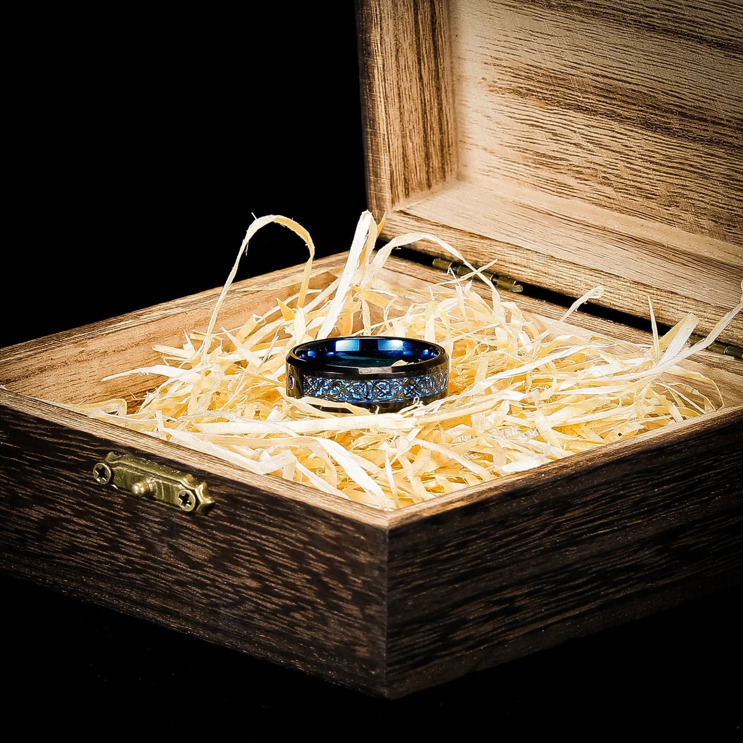 Geoffrey – Men's Tungsten 'Valhalla Azure' Ring