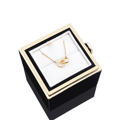 Mandy – Eternal Rose Box with Engraved Necklace