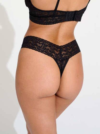 Zoe – Women's Elegant & Comfortable Lace Thong