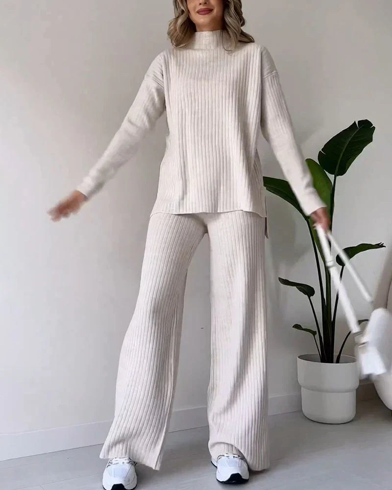 Danielle – Cozy Turtleneck Two-Piece Set