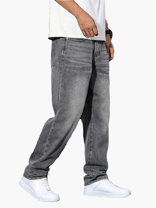 Men's Relaxed Fit Straight Leg Jeans for Everyday Casual Style