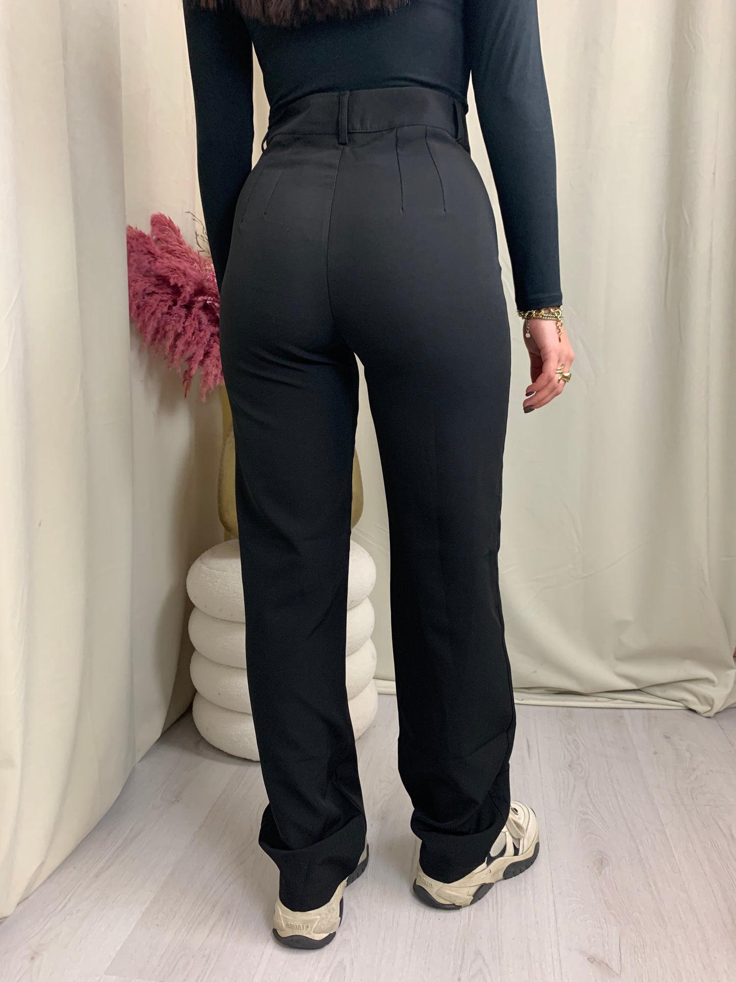 Karen – Women's Sleek Black Power Pants