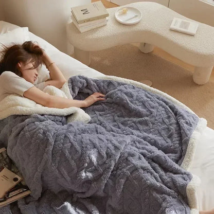 Luxury Ultra-Plush Winter Fleece Blanket – Cozy All-Season Bed Throw for Home & Bedroom