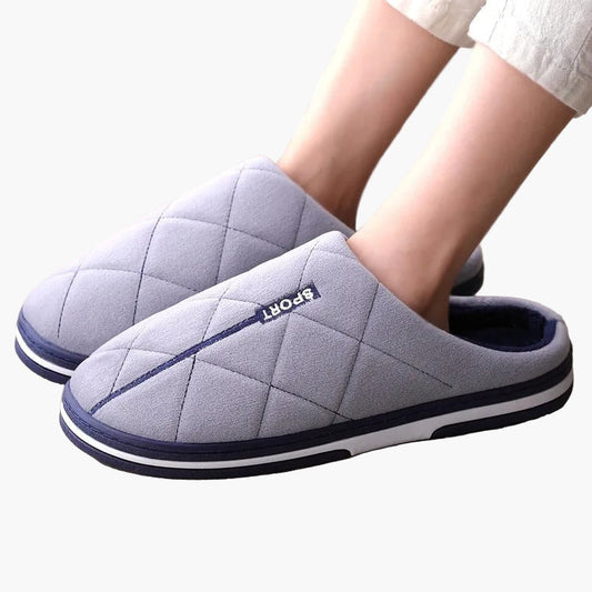 Men's Cozy Quilted Indoor House Slippers with Thick Sole – Casual Comfort for Winter