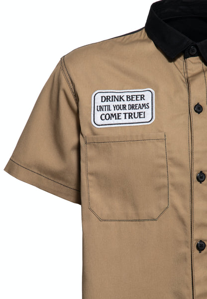 Malcolm – Men's Short Sleeve Workwear Shirt with Beer Motif