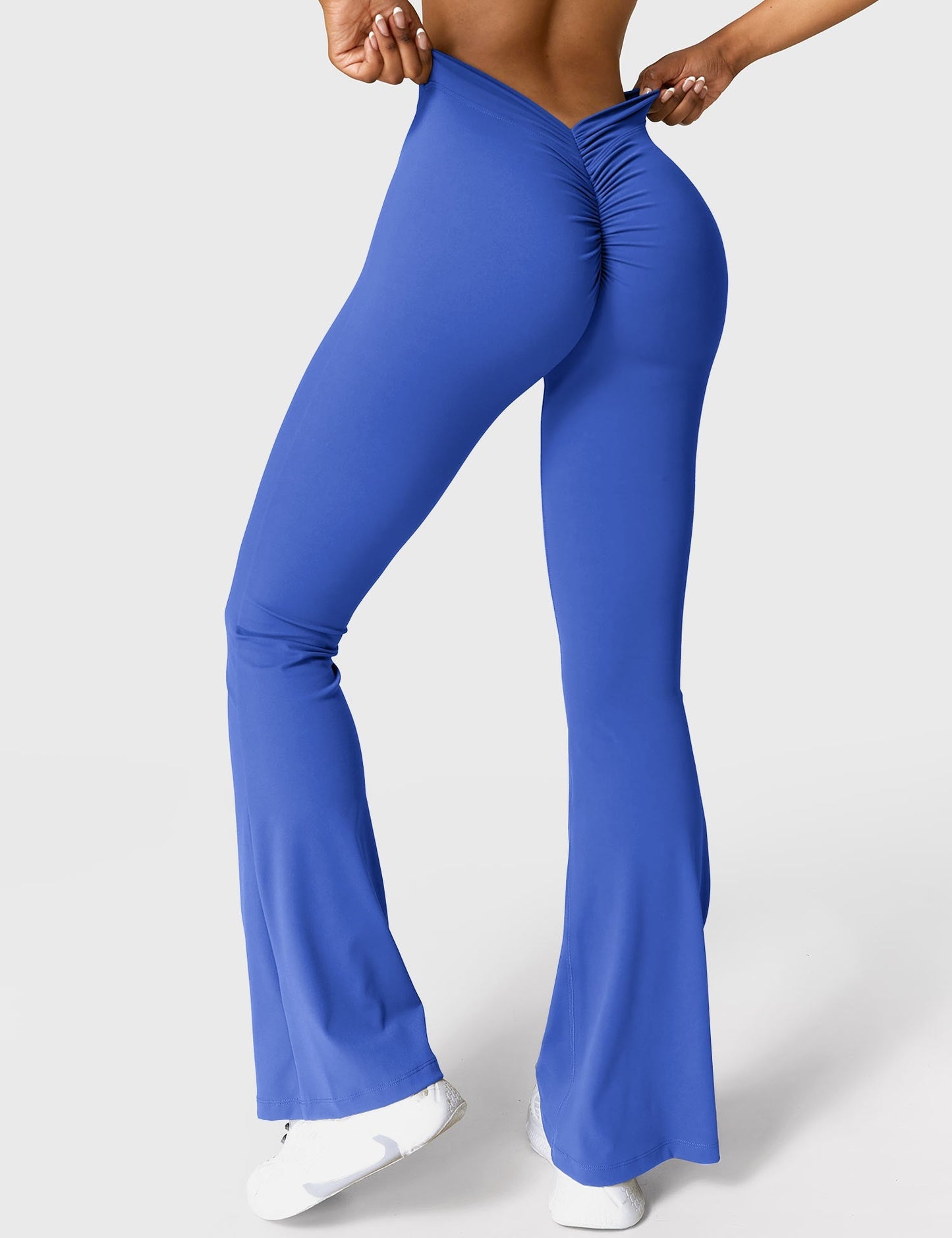 Sandra – Women's Flared Leggings with V-Back